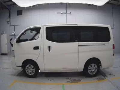 Nissan CARAVAN VAN