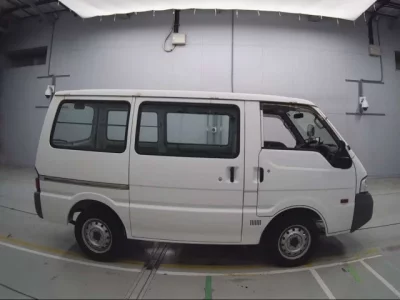 Mazda BONGO VAN