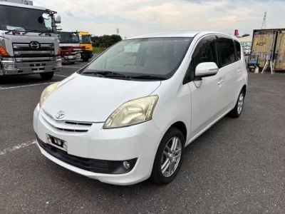 Toyota PASSO SETTE