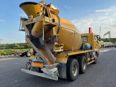 Mitsubishi FUSO TRUCK