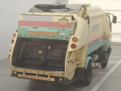 Mitsubishi FUSO FIGHTER