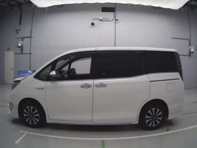Toyota ESQUIRE