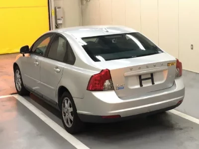 Volvo S40