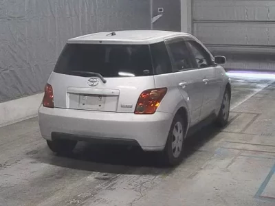 Toyota IST