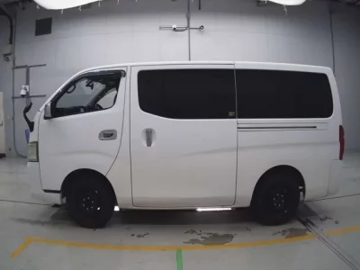Nissan CARAVAN VAN