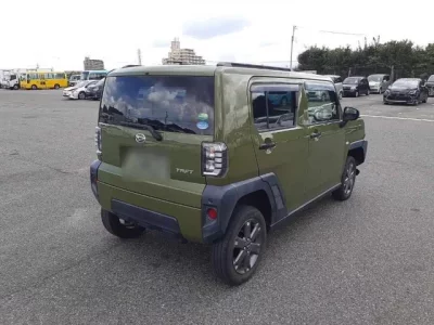 Daihatsu TAFT