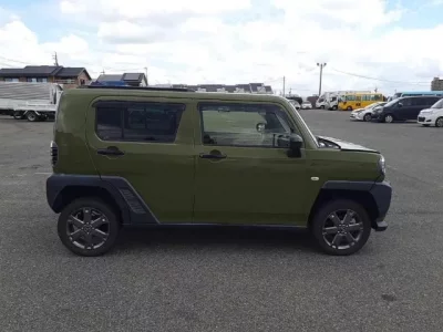Daihatsu TAFT