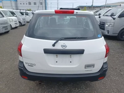 Nissan AD