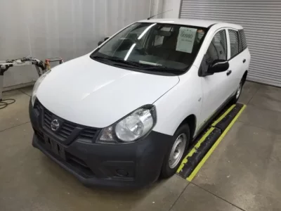 Nissan AD