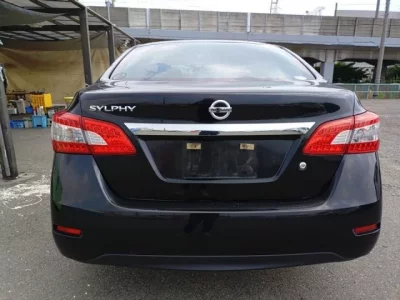 Nissan SYLPHY