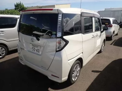Toyota TANK