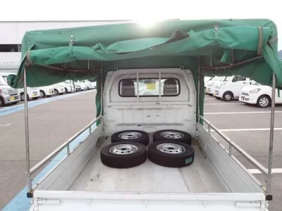 Nissan CLIPPER TRUCK