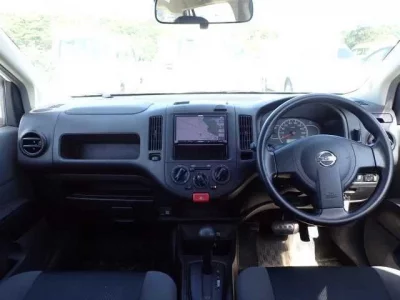 Nissan AD
