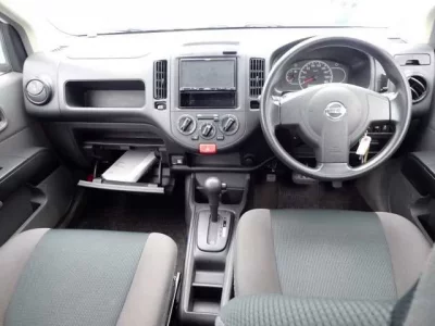 Nissan AD