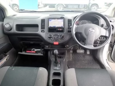 Nissan AD