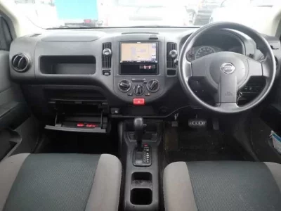 Nissan AD