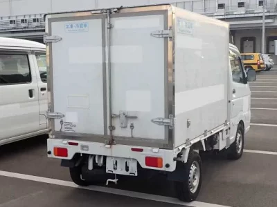 Nissan CLIPPER TRUCK