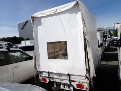 Nissan CLIPPER TRUCK