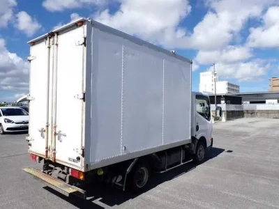 Nissan ATLAS