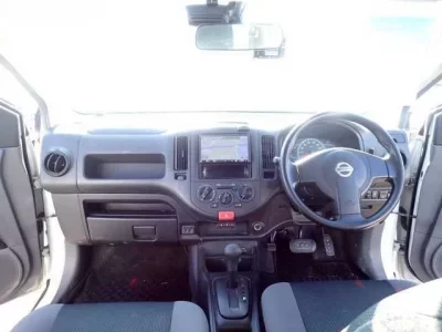 Nissan AD