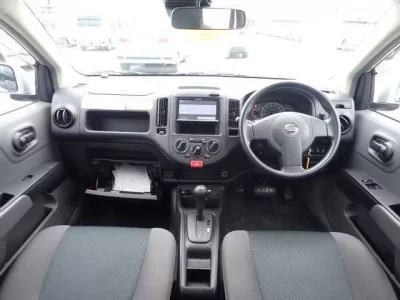 Nissan AD