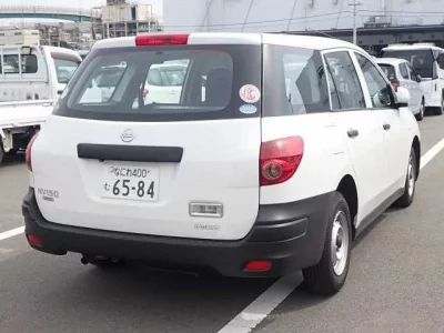 Nissan AD