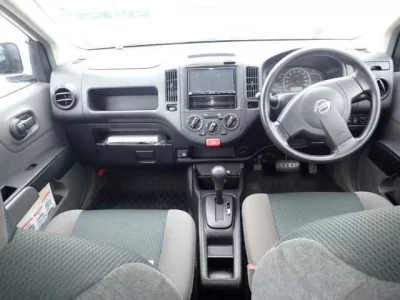 Nissan AD