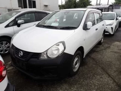 Nissan AD