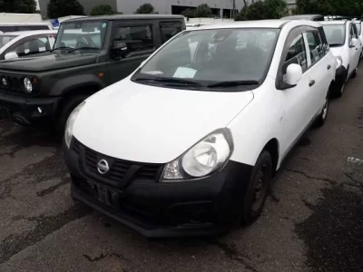Nissan AD