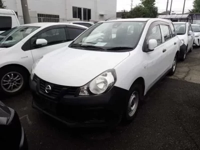 Nissan AD