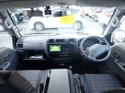 Mazda BONGO VAN