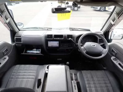 Mazda BONGO VAN