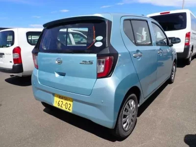 Daihatsu MIRA E S