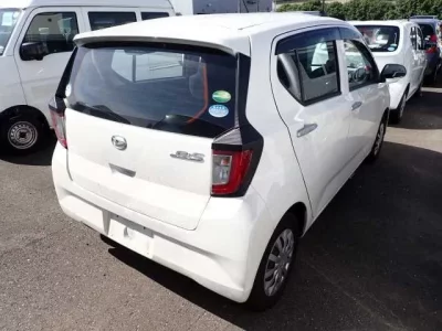 Daihatsu MIRA E S