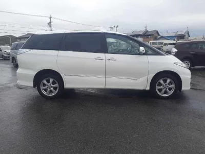 Toyota ESTIMA HYBRID