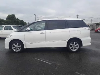 Toyota ESTIMA HYBRID