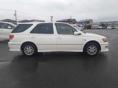 Toyota VISTA ARDEO