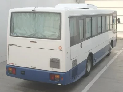 Nissan UD BUS