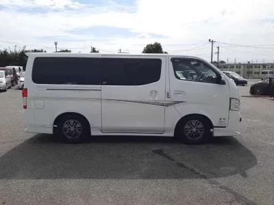 Nissan CARAVAN VAN