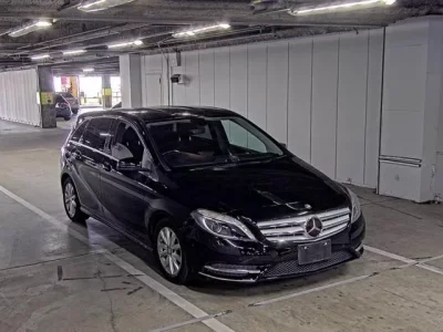 Mercedes-Benz B CLASS