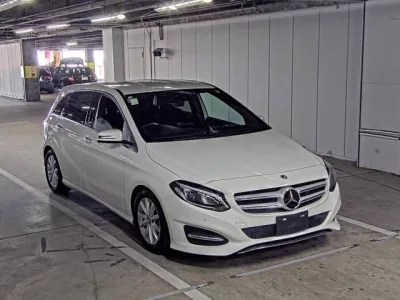 Mercedes-Benz B CLASS