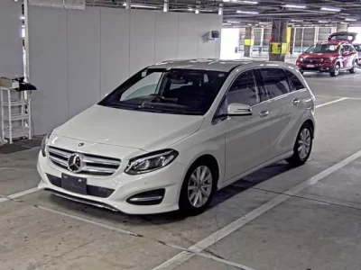 Mercedes-Benz B CLASS