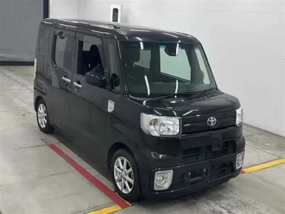Toyota PIXIS MEGA