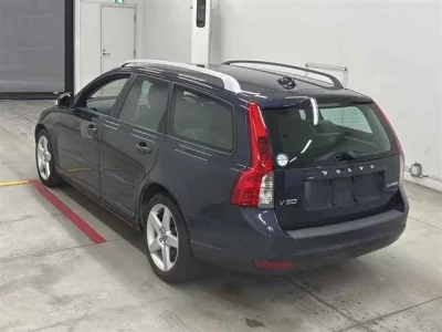 Volvo V50