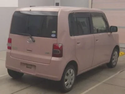 Toyota PIXIS SPACE
