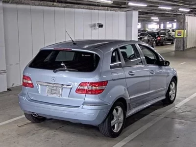 Mercedes-Benz B CLASS