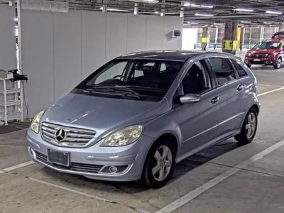 Mercedes-Benz B CLASS