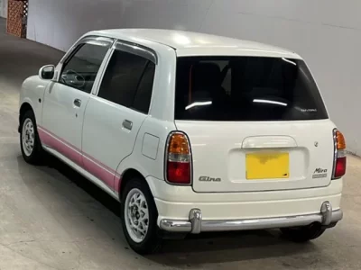 Daihatsu MIRA