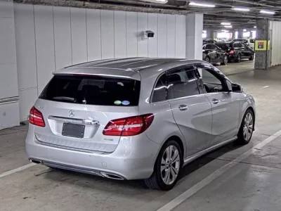 Mercedes-Benz B CLASS