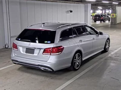 Mercedes-Benz E CLASS WAGON